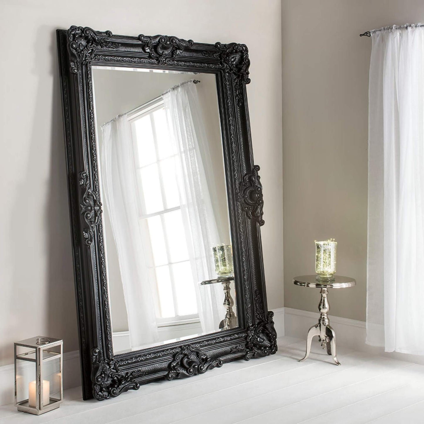 Image of Buckingham Grand Mirror in Black