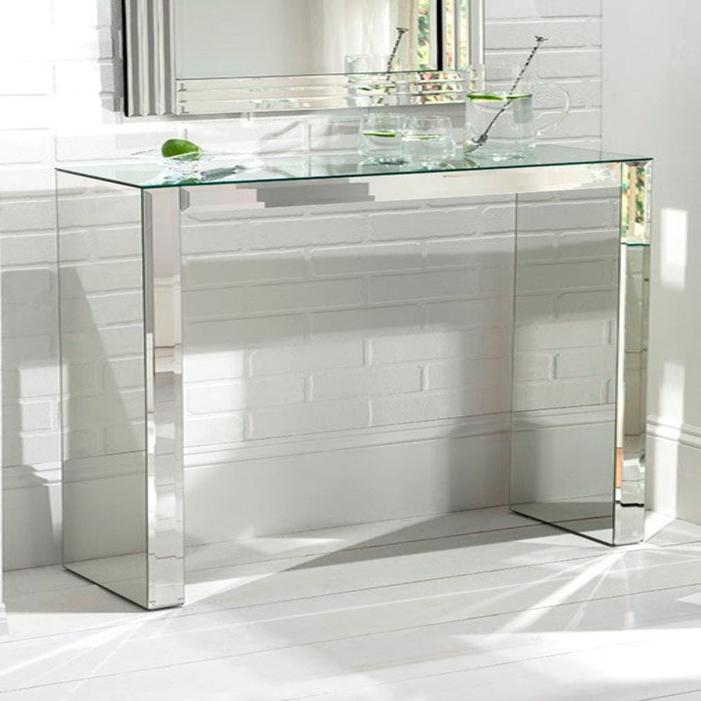 Luxe Geometric Mirrored Console Table Silver_close_up