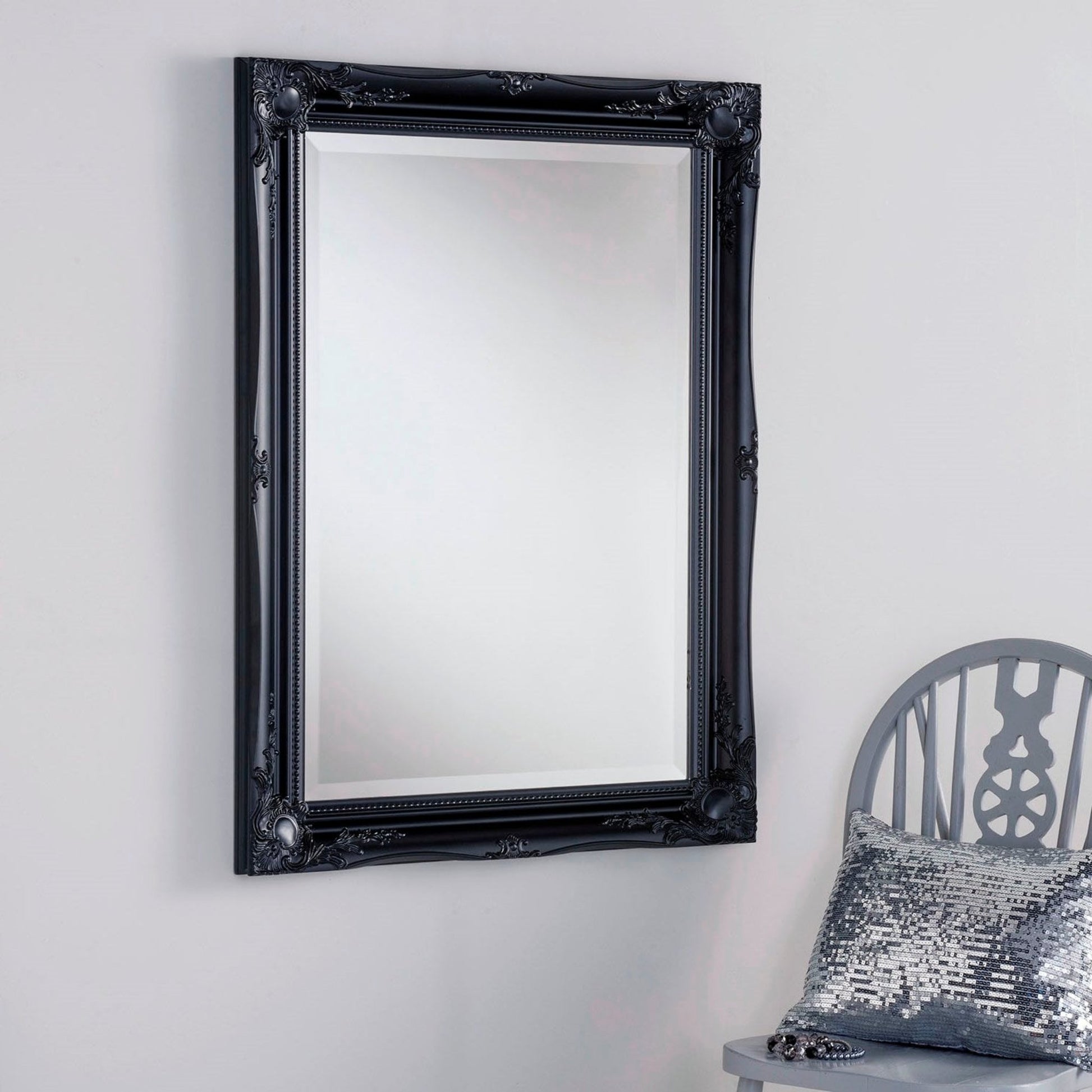 Cheval_Wall_Mirror_in_Black